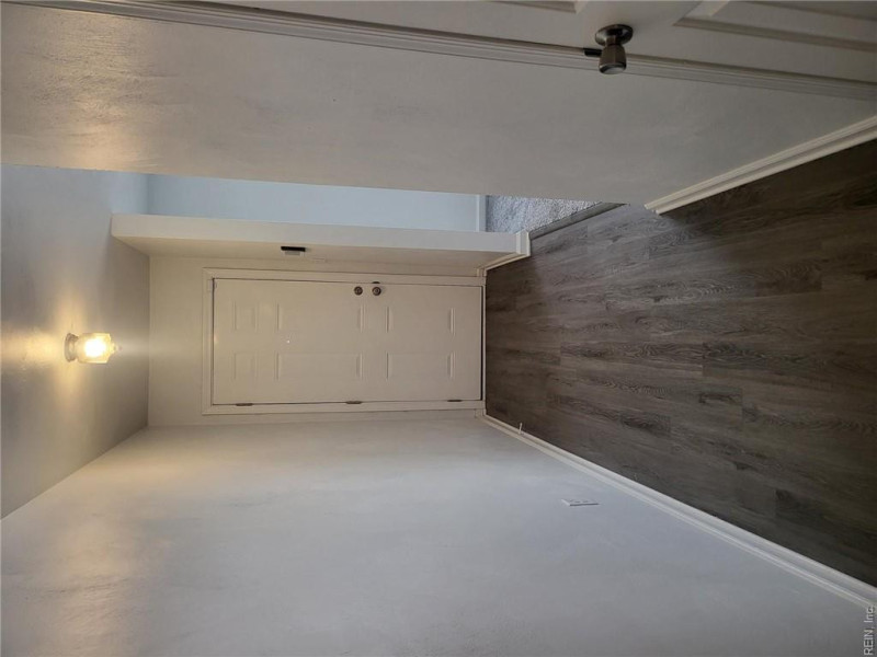 Photo 9 of 35 residential for sale in Hampton virginia