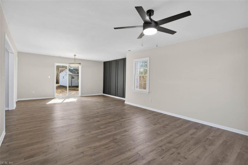 Photo 6 of 38 residential for sale in Virginia Beach virginia