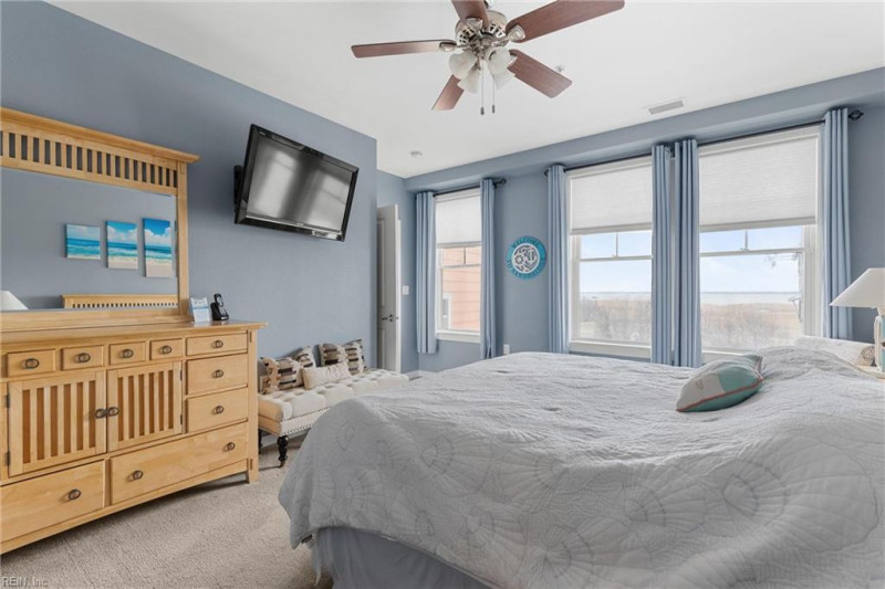Photo 17 of 46 residential for sale in Virginia Beach virginia