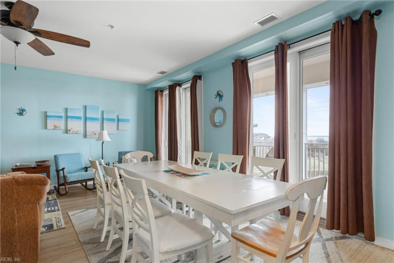 Photo 4 of 46 residential for sale in Virginia Beach virginia