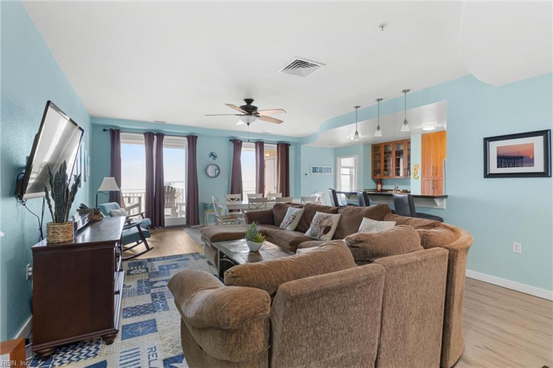 Photo 7 of 46 residential for sale in Virginia Beach virginia