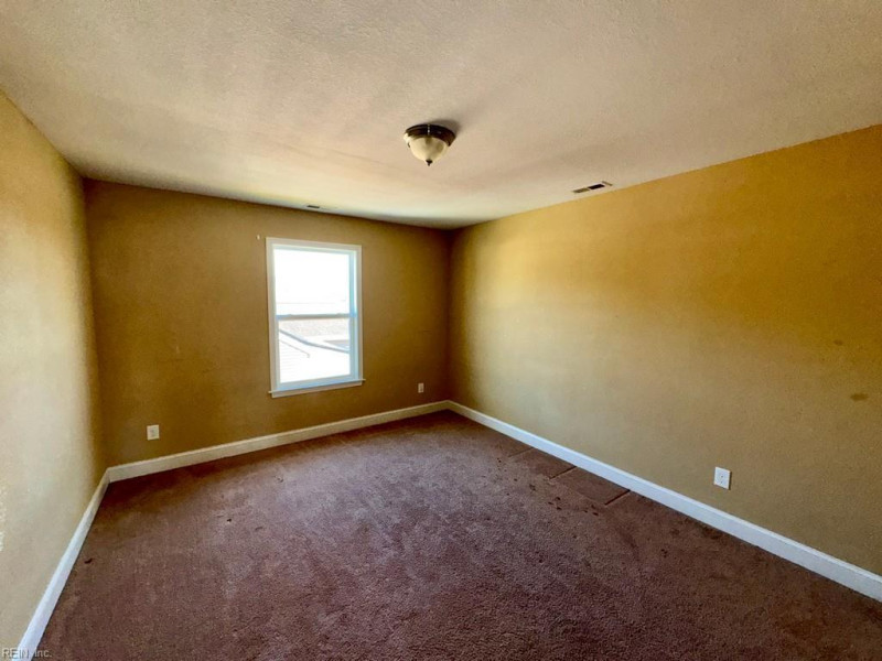 Photo 12 of 18 residential for sale in Norfolk virginia