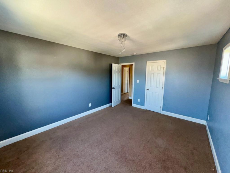 Photo 15 of 18 residential for sale in Norfolk virginia