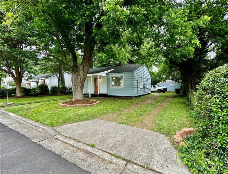 Photo 1 of 13 residential for sale in Portsmouth virginia Photo 1 of 13 residential for sale in Portsmouth virginia