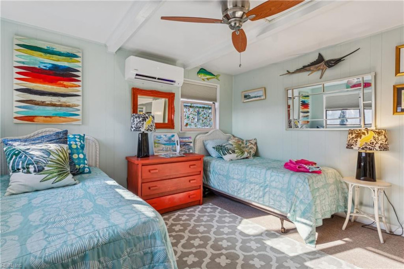 Photo 18 of 44 residential for sale in Hampton virginia