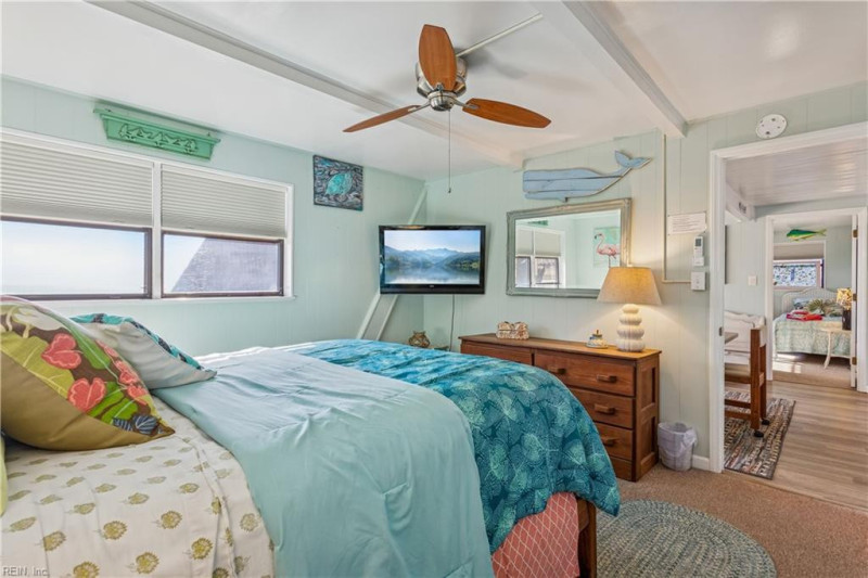 Photo 21 of 44 residential for sale in Hampton virginia