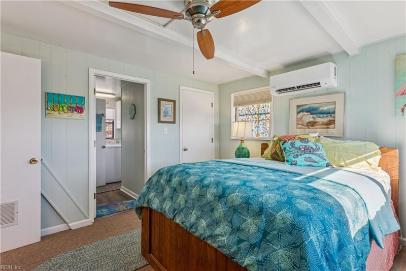 Photo 22 of 44 residential for sale in Hampton virginia