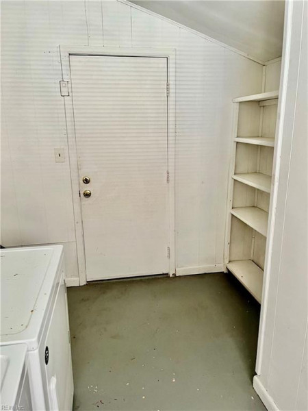 Photo 14 of 19 residential for sale in Hampton virginia