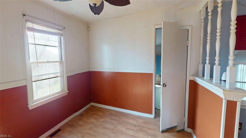 Photo 13 of 50 residential for sale in Portsmouth virginia