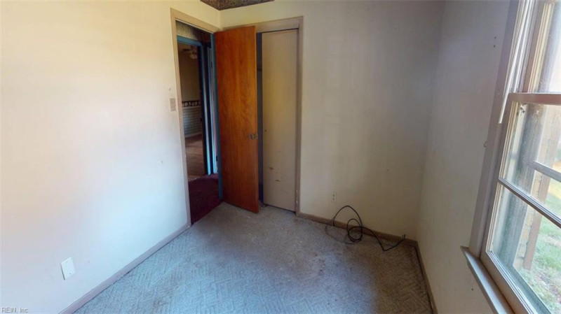 Photo 21 of 50 residential for sale in Portsmouth virginia