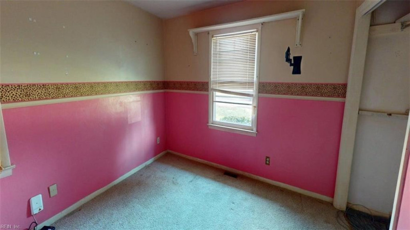 Photo 22 of 50 residential for sale in Portsmouth virginia