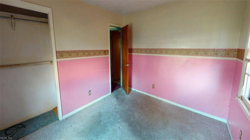 Photo 24 of 50 residential for sale in Portsmouth virginia