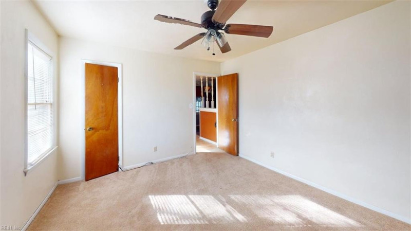 Photo 30 of 50 residential for sale in Portsmouth virginia