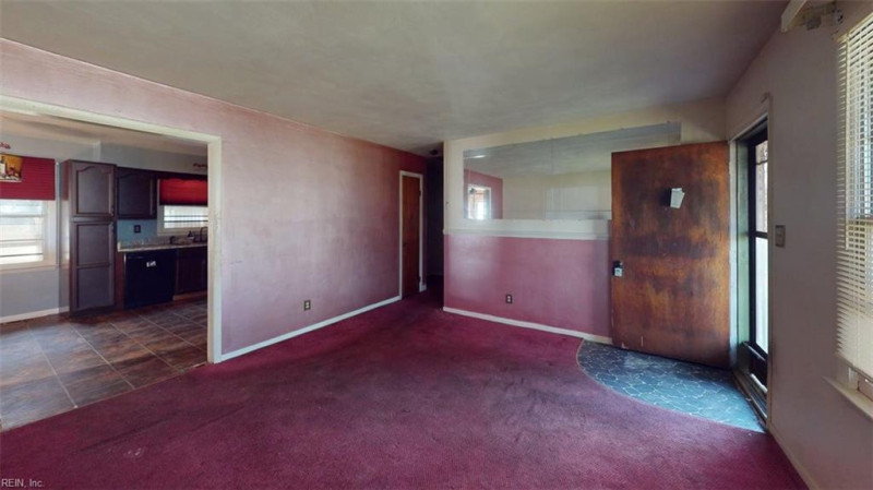 Photo 35 of 50 residential for sale in Portsmouth virginia