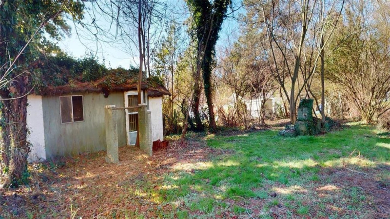 Photo 40 of 50 residential for sale in Portsmouth virginia