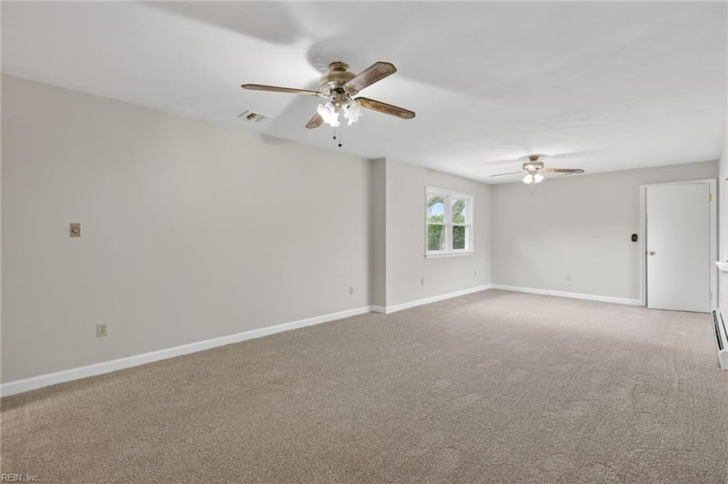 Photo 16 of 35 residential for sale in Virginia Beach virginia