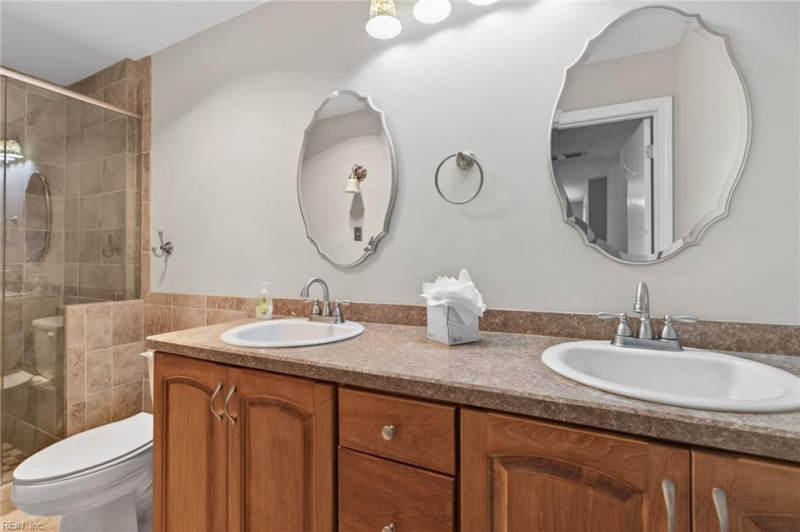 Photo 19 of 35 residential for sale in Virginia Beach virginia
