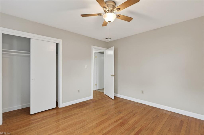 Photo 23 of 35 residential for sale in Virginia Beach virginia