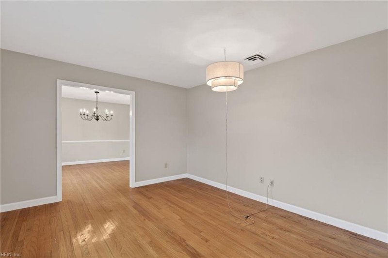 Photo 6 of 35 residential for sale in Virginia Beach virginia