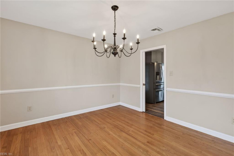 Photo 7 of 35 residential for sale in Virginia Beach virginia