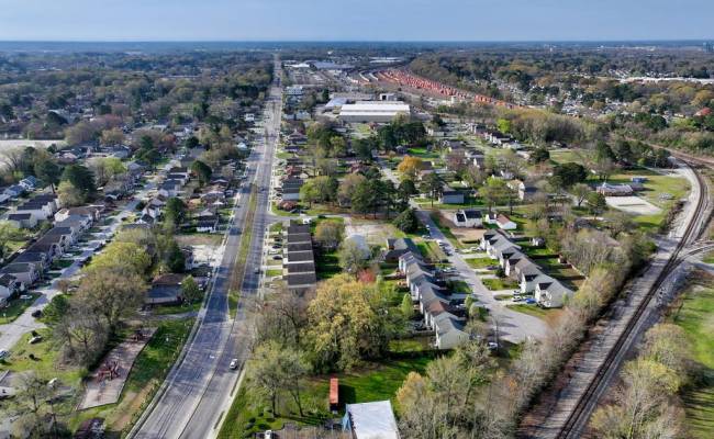 1427 Atlantic Avenue, Chesapeake, VA 23324