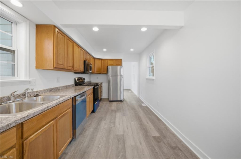 Photo 22 of 29 residential for sale in Chesapeake virginia