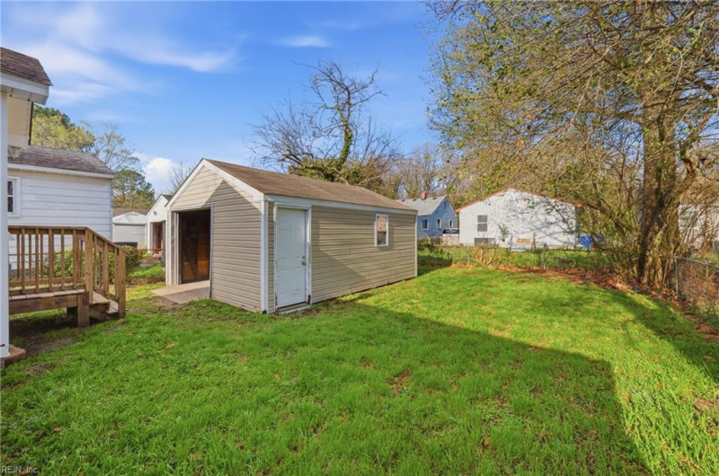 Photo 26 of 29 residential for sale in Chesapeake virginia