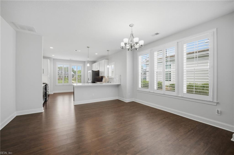 Photo 9 of 47 residential for sale in Chesapeake virginia