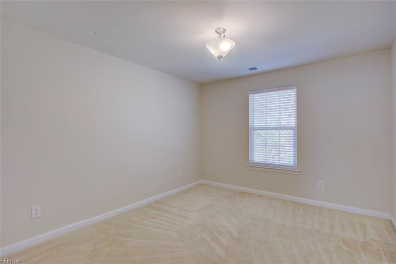 Photo 12 of 20 residential for sale in York County virginia