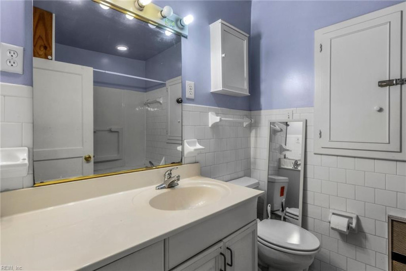 Photo 22 of 44 residential for sale in Middlesex County virginia