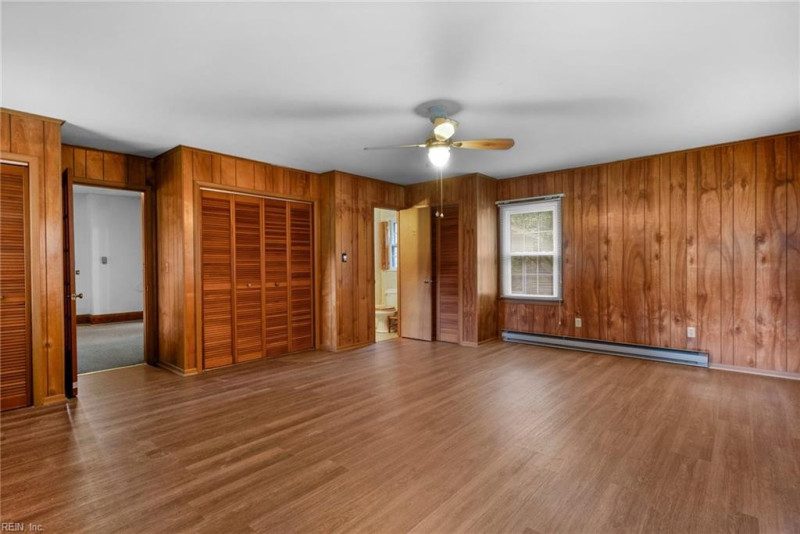Photo 33 of 44 residential for sale in Middlesex County virginia