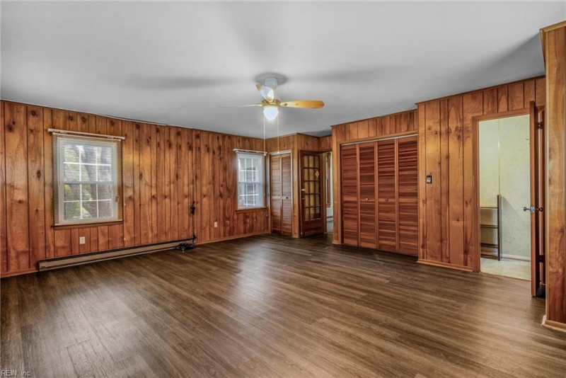 Photo 34 of 44 residential for sale in Middlesex County virginia