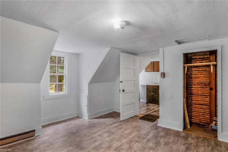 Photo 41 of 44 residential for sale in Middlesex County virginia
