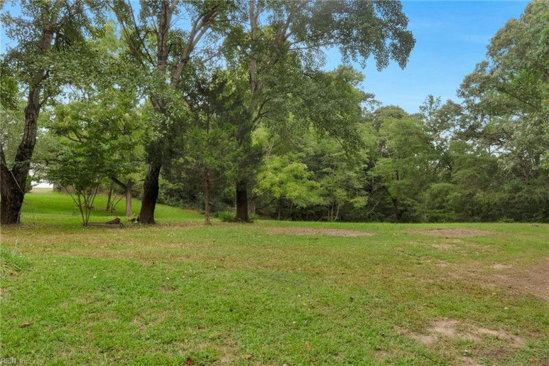 Photo 6 of 44 residential for sale in Middlesex County virginia
