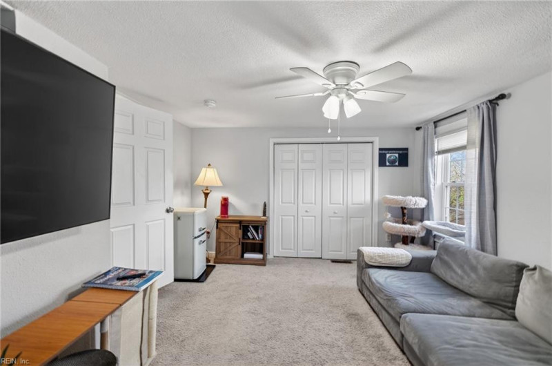 Photo 18 of 47 residential for sale in Chesapeake virginia