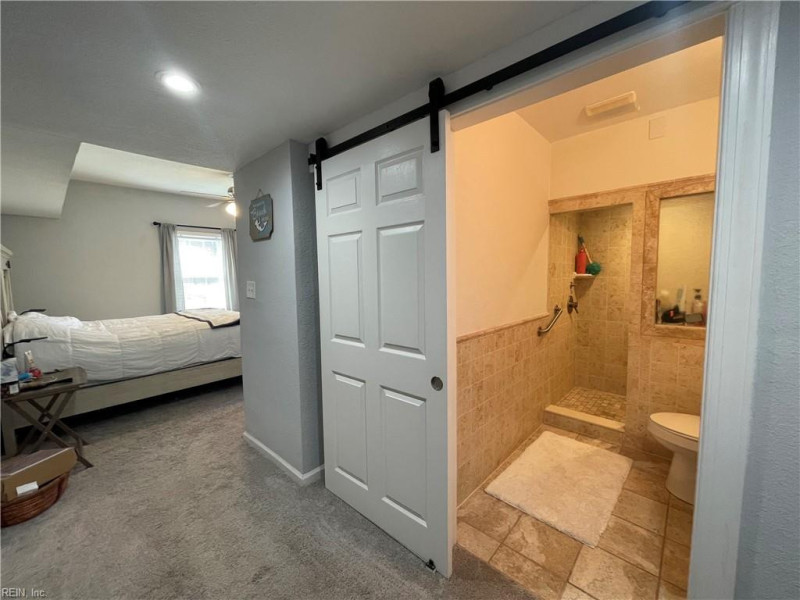Photo 26 of 47 residential for sale in Chesapeake virginia