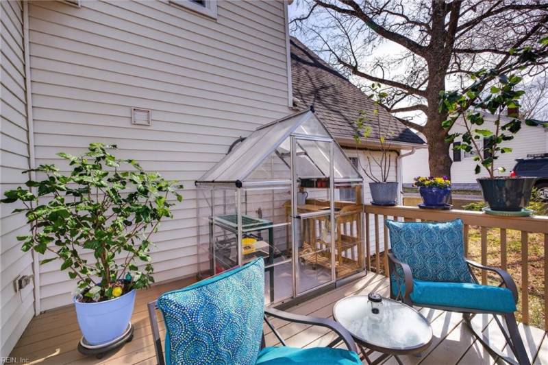Photo 27 of 47 residential for sale in Chesapeake virginia