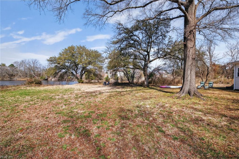 Photo 30 of 47 residential for sale in Chesapeake virginia