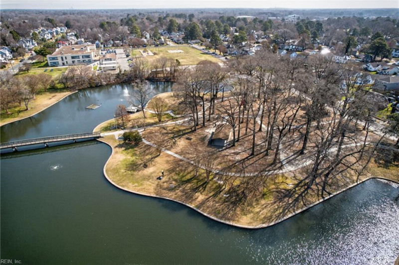 Photo 38 of 47 residential for sale in Chesapeake virginia
