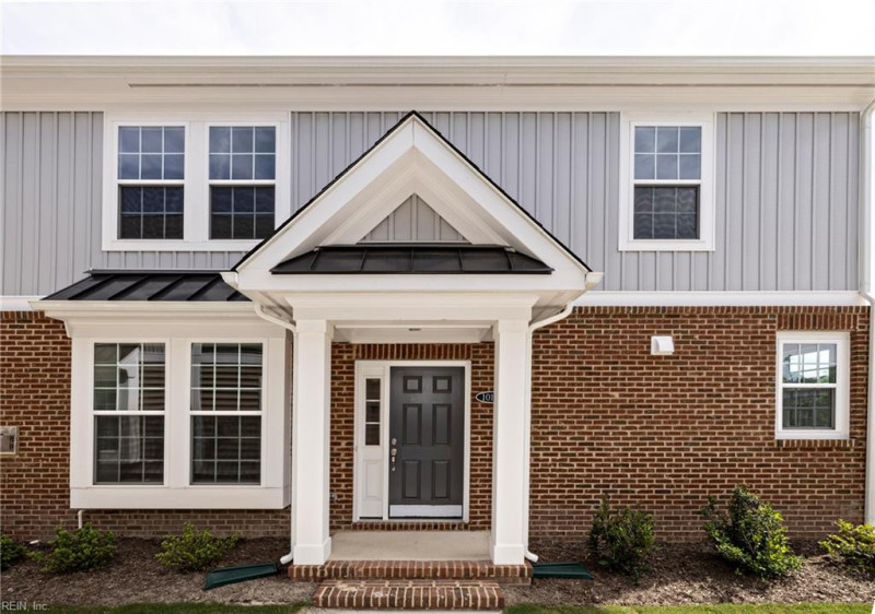 Photo 2 of 16 residential for sale in Suffolk virginia
