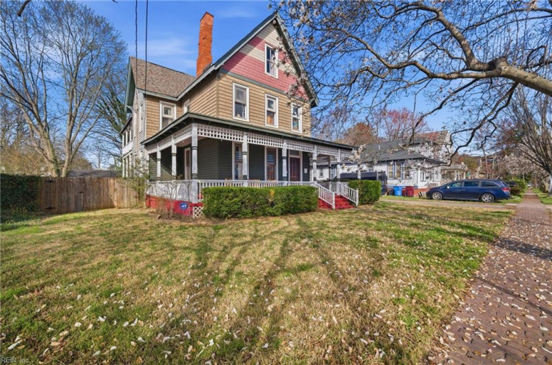 Photo 2 of 48 residential for sale in Chesapeake virginia