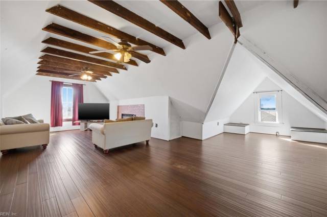 Oversized third floor bedroom/living area