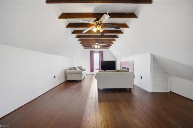 Oversized third floor bedroom/living area