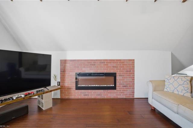 Oversized third floor bedroom/living area