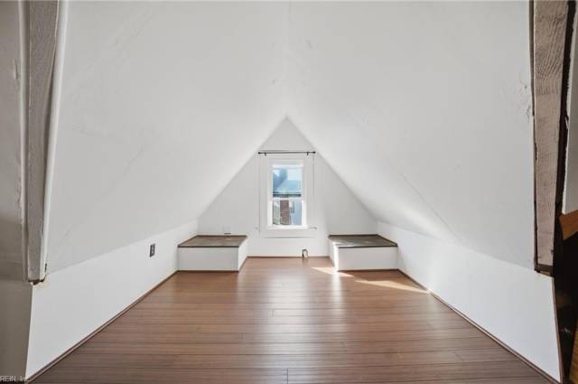 Oversized third floor bedroom/living area