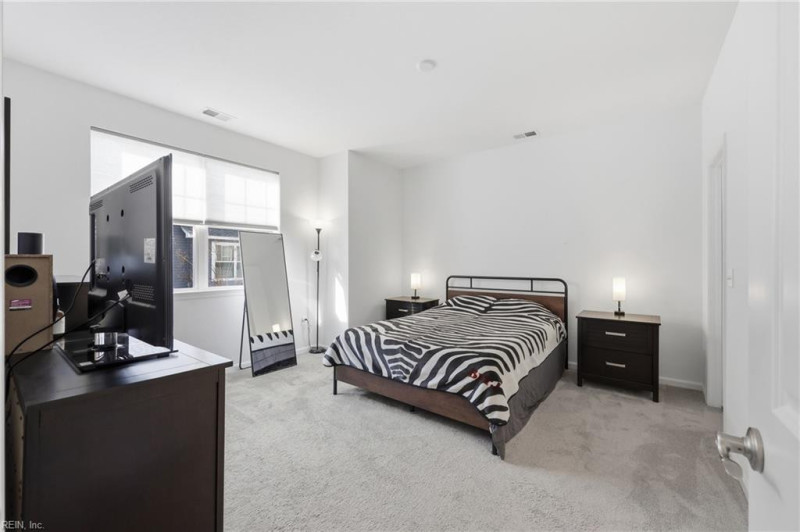 Photo 20 of 48 residential for sale in Virginia Beach virginia