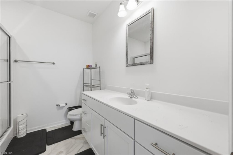 Photo 23 of 48 residential for sale in Virginia Beach virginia