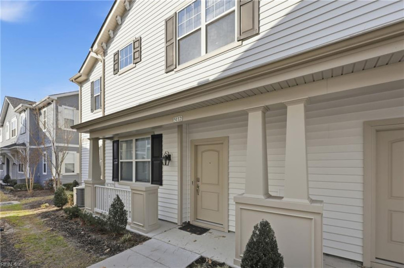 Photo 3 of 48 residential for sale in Virginia Beach virginia