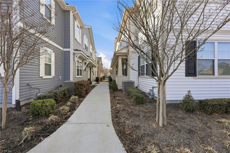 Photo 40 of 48 residential for sale in Virginia Beach virginia