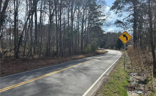 2402 Wolf Trap Road, York County, VA 23692